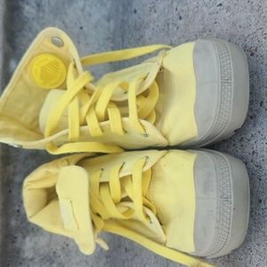 Palladium Women's Sneakers - Bright Yellow